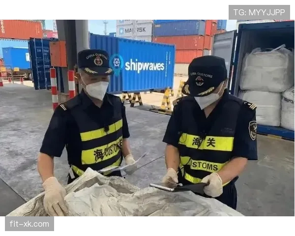 巴塞罗那战术困局持续显现,过度依赖拉菲尼亚暴露体系短板并对竞争走势形成制约 巴塞罗那战术困局持续显现,过度依赖拉菲尼亚暴露体系短板并对竞争走势形成制约
